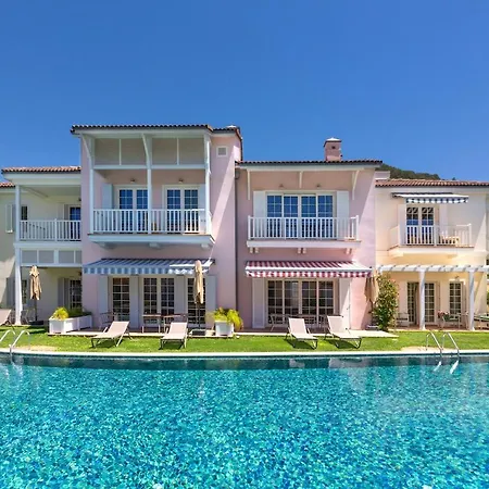 Portvillas By Safiya Villa *