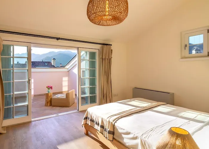 Portvillas By Safiya Villa *