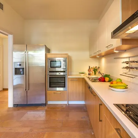 Portvillas By Safiya Vilă