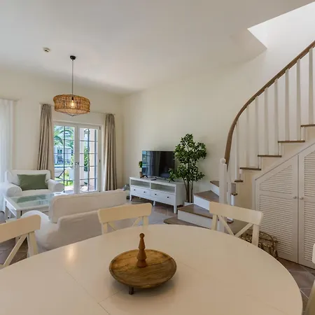 Safiya Villa