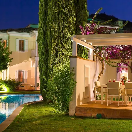 Villa Safiya *